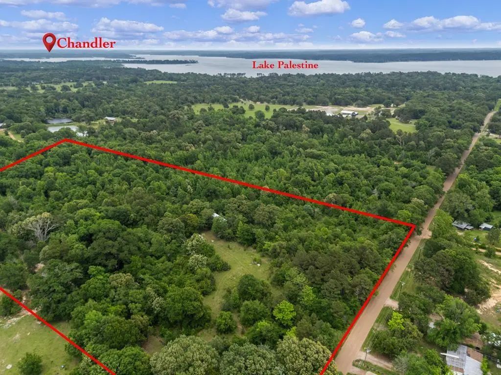 County Road 3105, Chandler