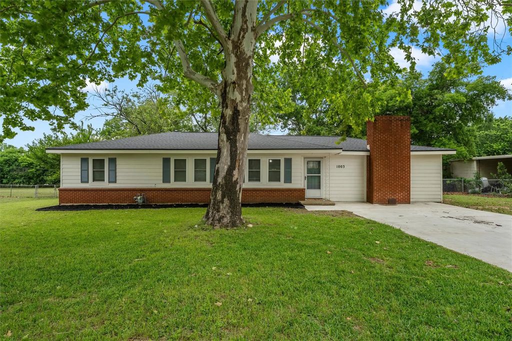 1003 Donlo Street, Robinson