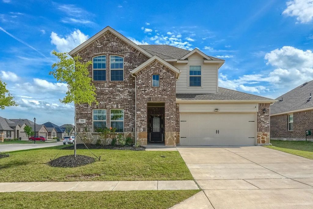901 Emerald Gate Drive, Princeton