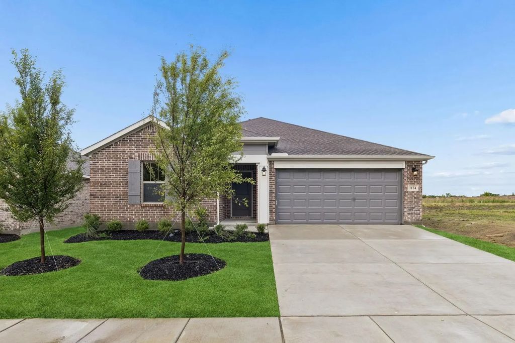 1124 Shorthorn Street, Royse City
