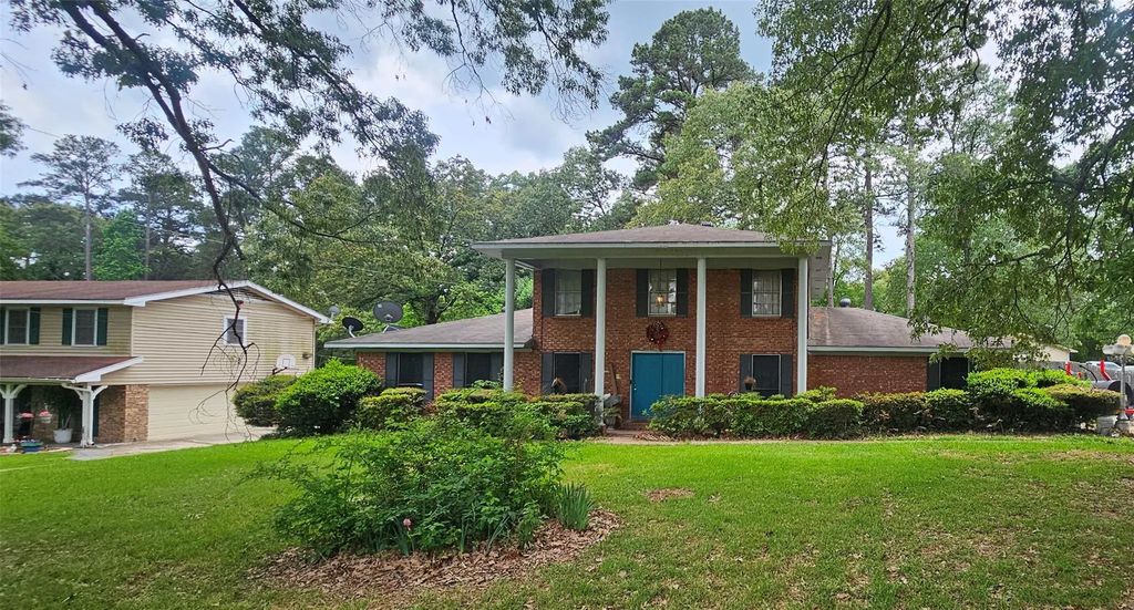 3228 Pines Road, Shreveport