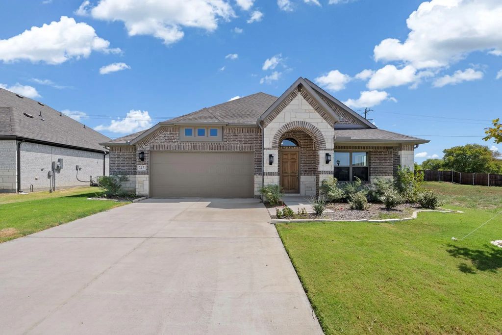 2421 Stardust Trail, Venus