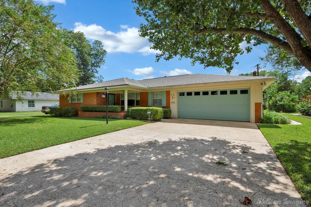 263 Symphony Lane, Shreveport