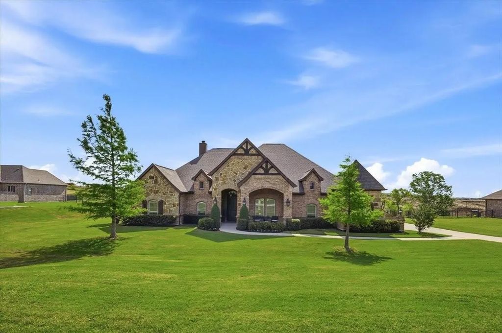 10700 San Simeon Lane, Fort Worth
