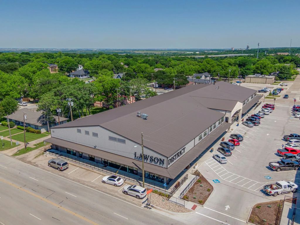 301 W Main Street 132, Midlothian