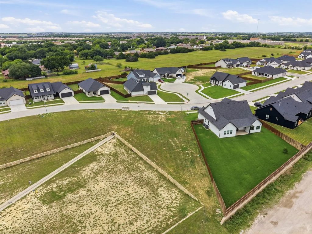 516 Highview Court, Godley