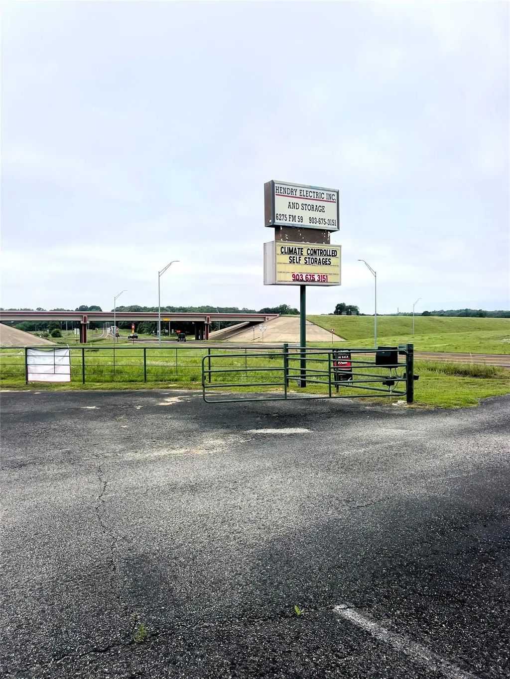 6275 Fm 59, Athens