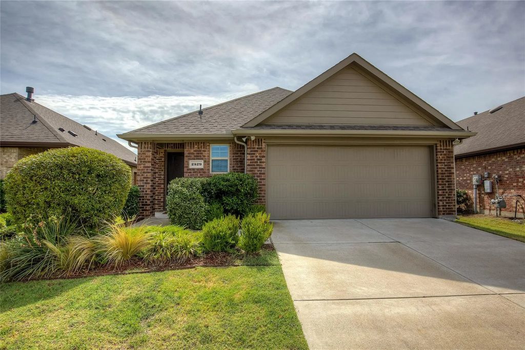 2529 Pettus Drive, Forney
