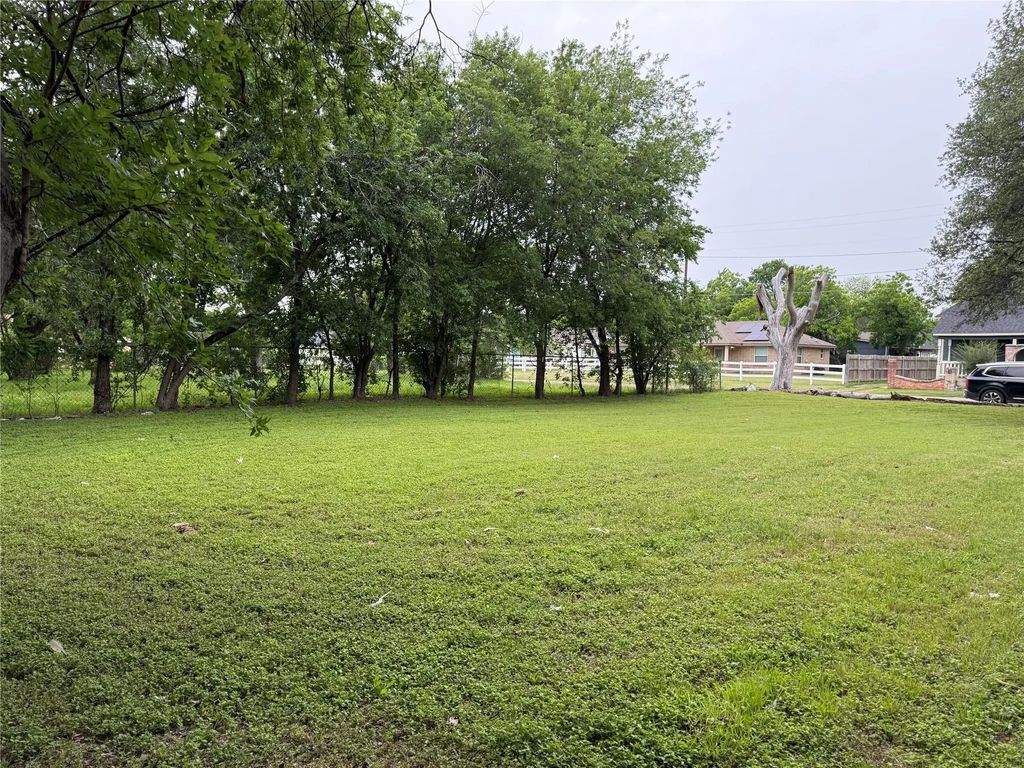 516 Indiana Avenue, Waco