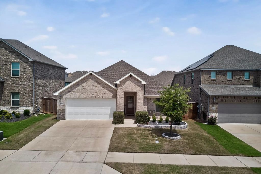 9537 Abington Avenue, Fort Worth