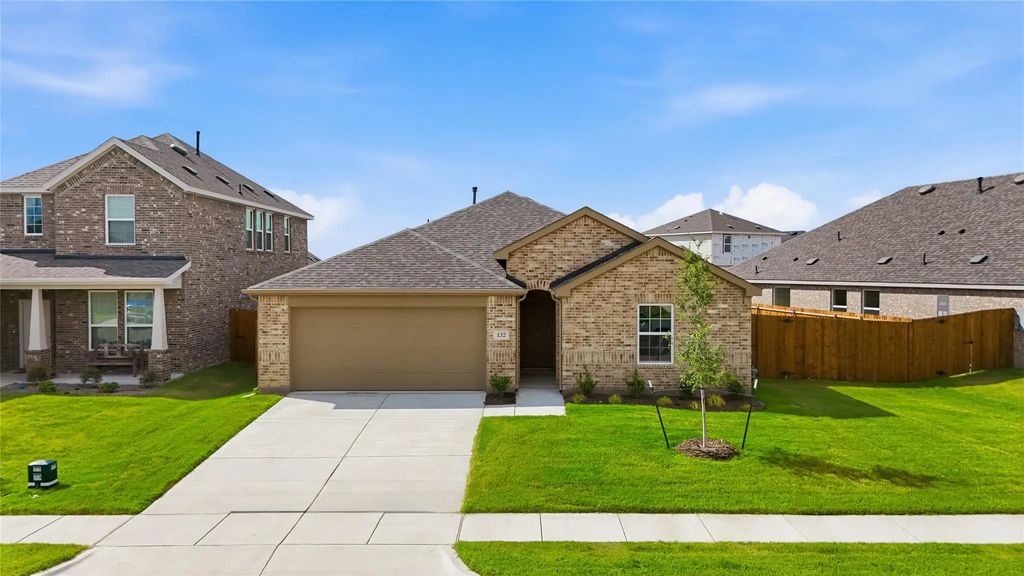 132 Patrick Henry Drive, Venus