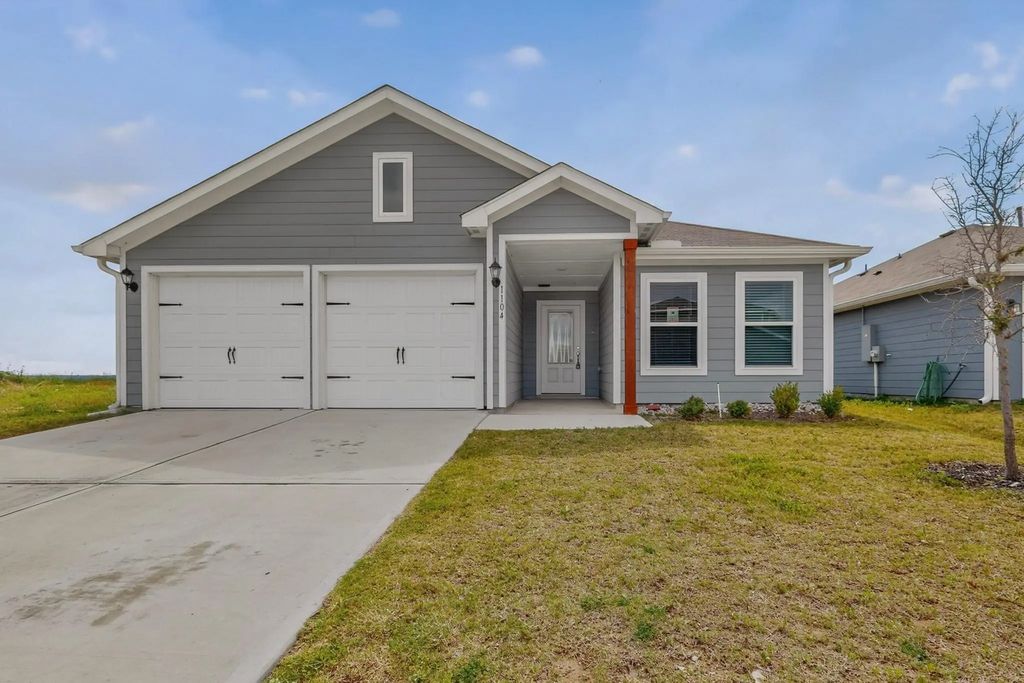 1104 Tiger Lily Lane, Fort Worth
