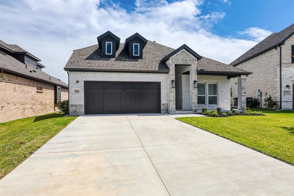 13869 Riola Drive, Little Elm