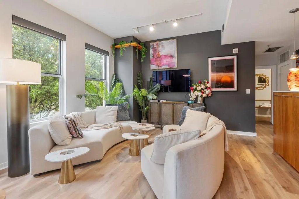 2323 N Houston Street 204, Dallas