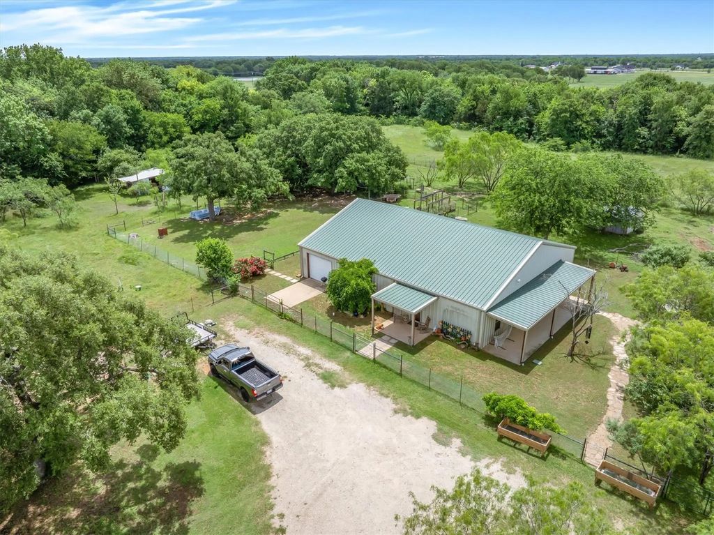 2871 Fm 751, Wills Point