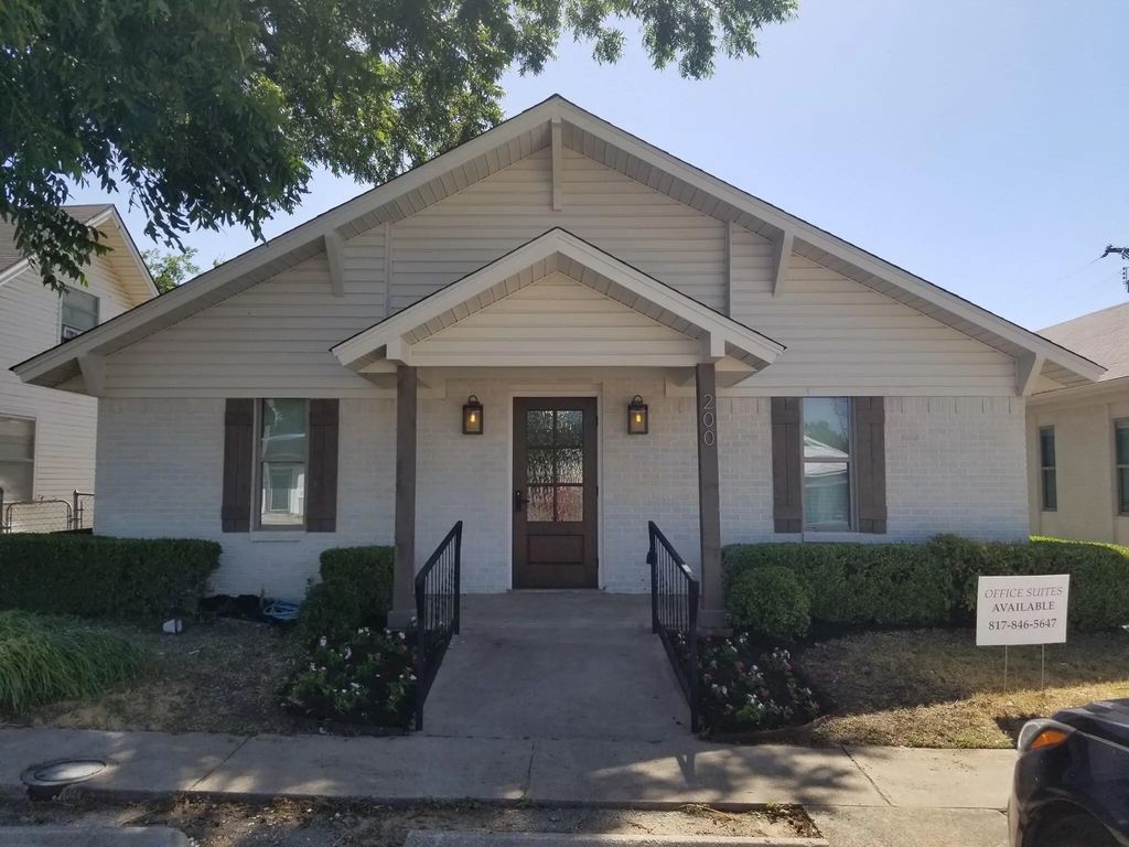 200 S Main Street C, Rhome