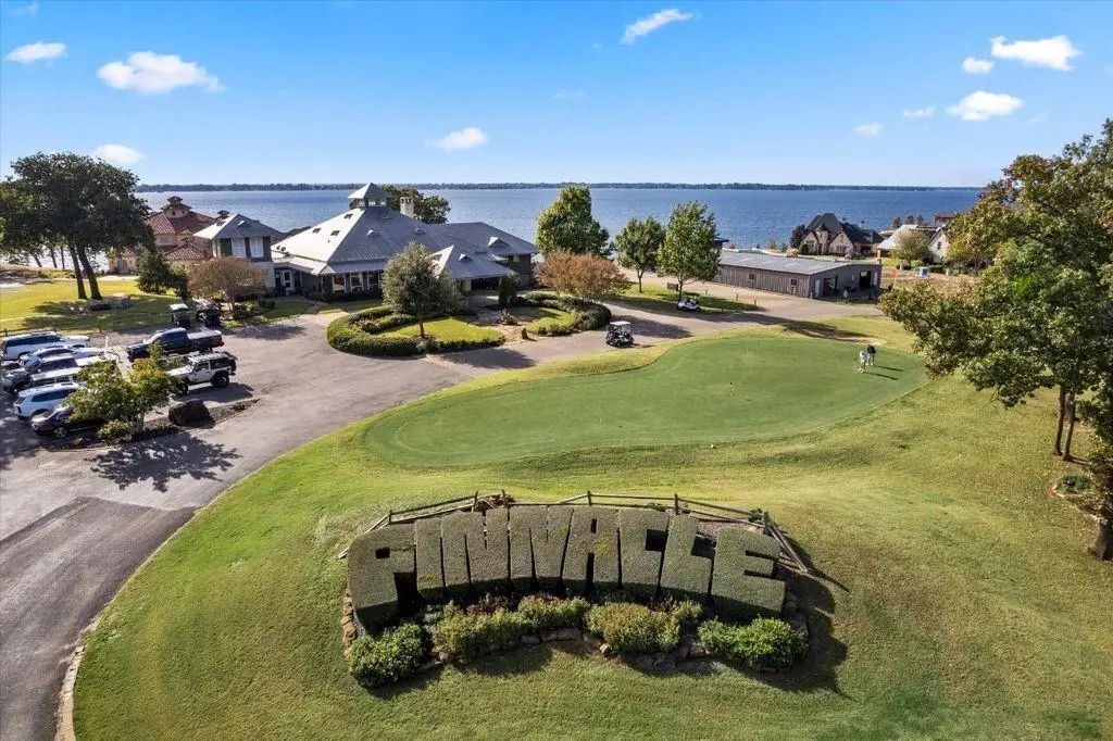 112 Pinnacle Club Drive, Mabank