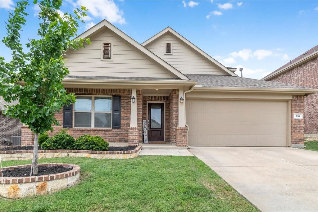 816 Skytop Drive, Fort Worth