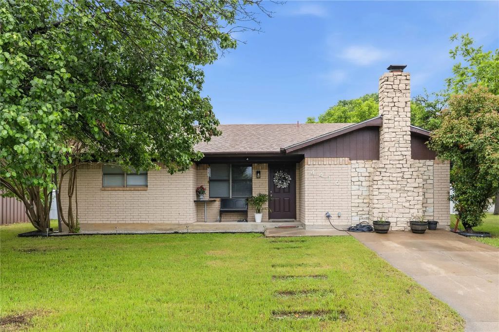 4416 Mimosa Drive, Brownwood
