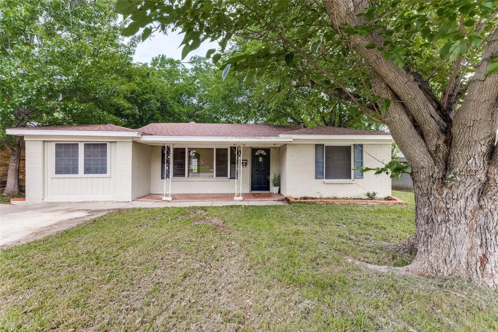 5901 Circular Drive, North Richland Hills