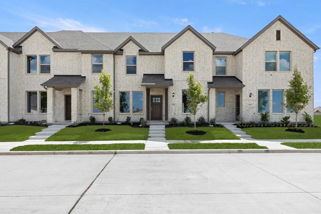 5228 Roll Cast Road, Royse City