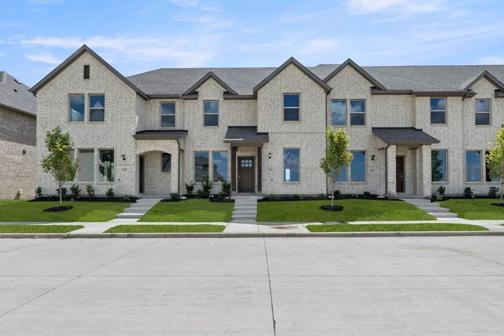 5236 Roll Cast Road, Royse City