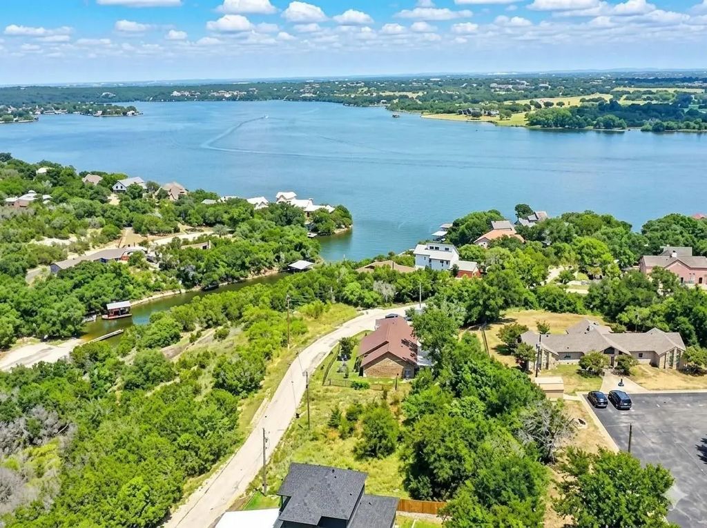 4601 Eagle Nest Court, Granbury