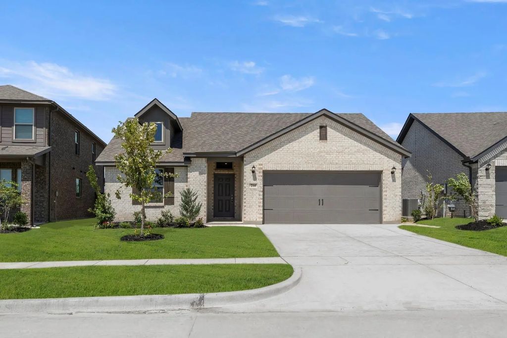 214 Bandit Trail, Terrell