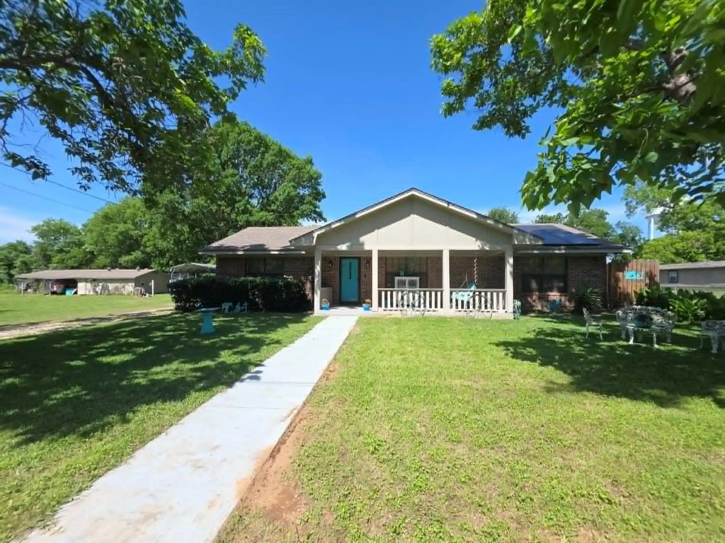 900 S 8th Avenue, Teague