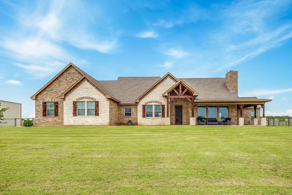 770 County Road 1346, Chico