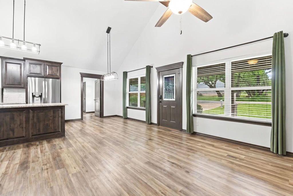 2926 Paluxy Trail, Granbury