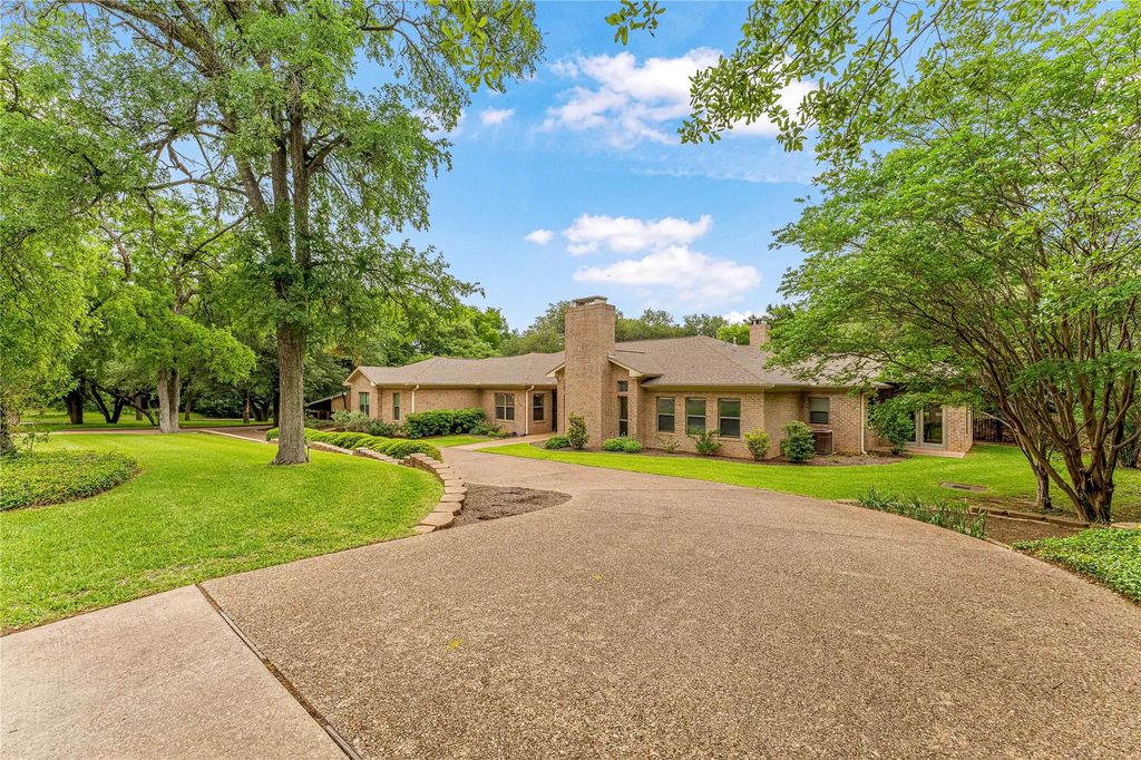 3201 Edward Drive, Waco