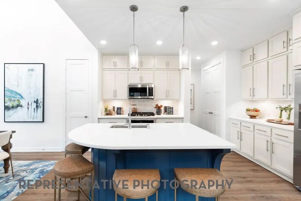 805 Willow Stream Drive, Lavon