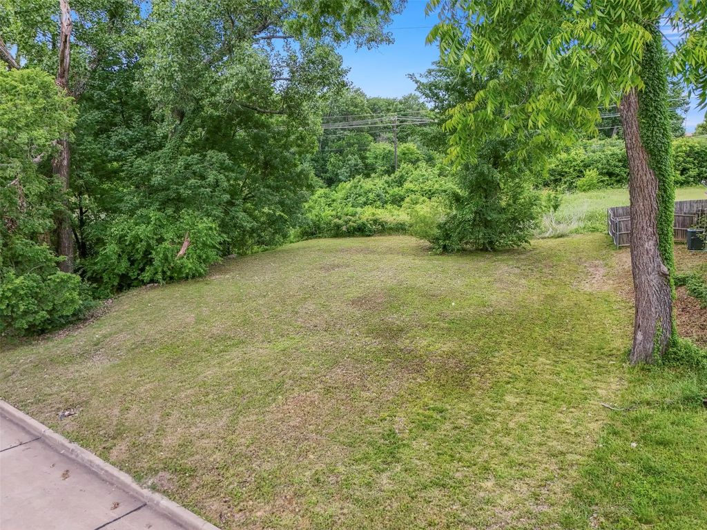 5101 Edgewater Drive, Rowlett