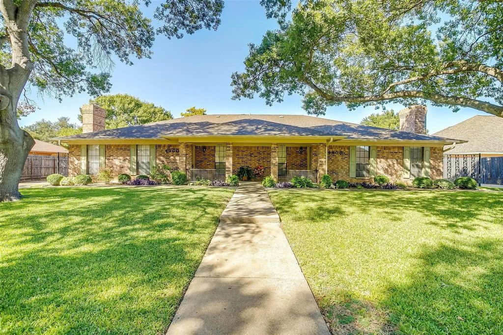 4860 Ledgestone Court, Fort Worth