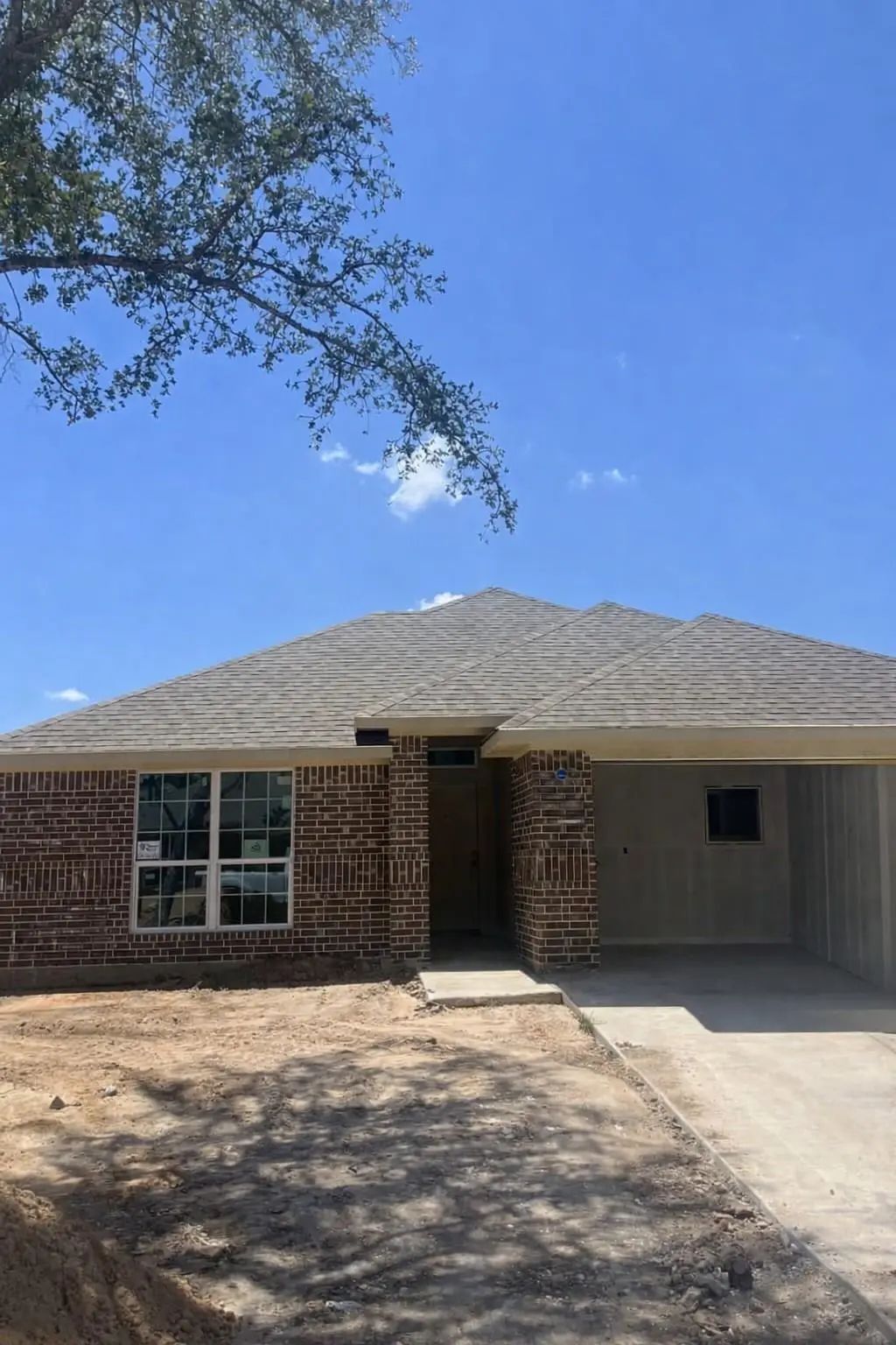 413 Conway Street, Lacy Lakeview
