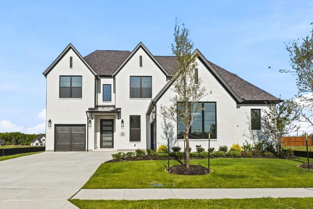 204 Hunters Glen Way, Allen