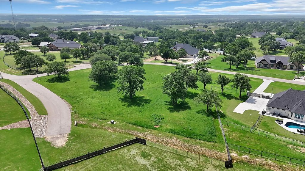 301 Pidgeon Lane, Weatherford
