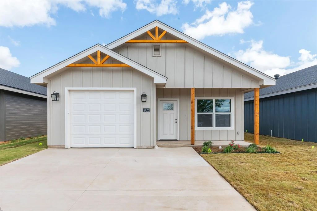 930 Minda Street, Abilene