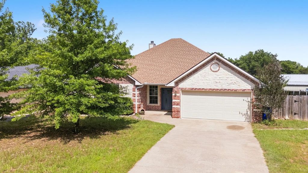 16465 County Road 196, Tyler