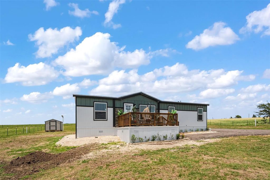 709 Alfonso Dr, Corsicana