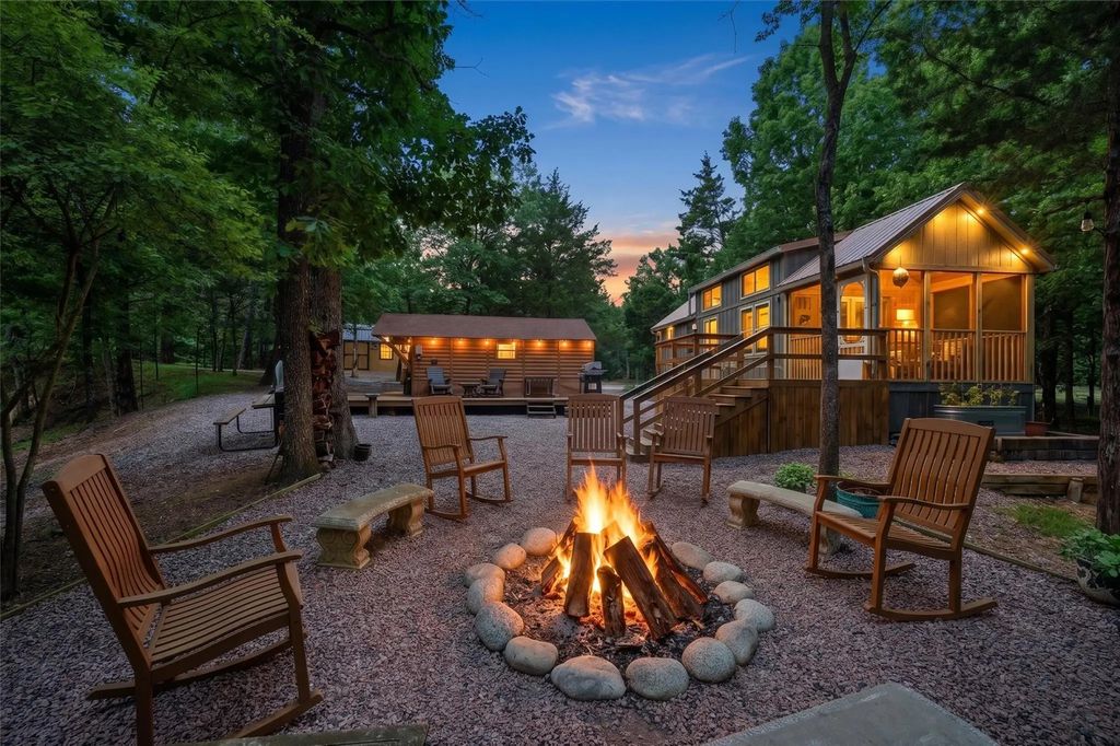 3958 Ranch Road, Whitesboro
