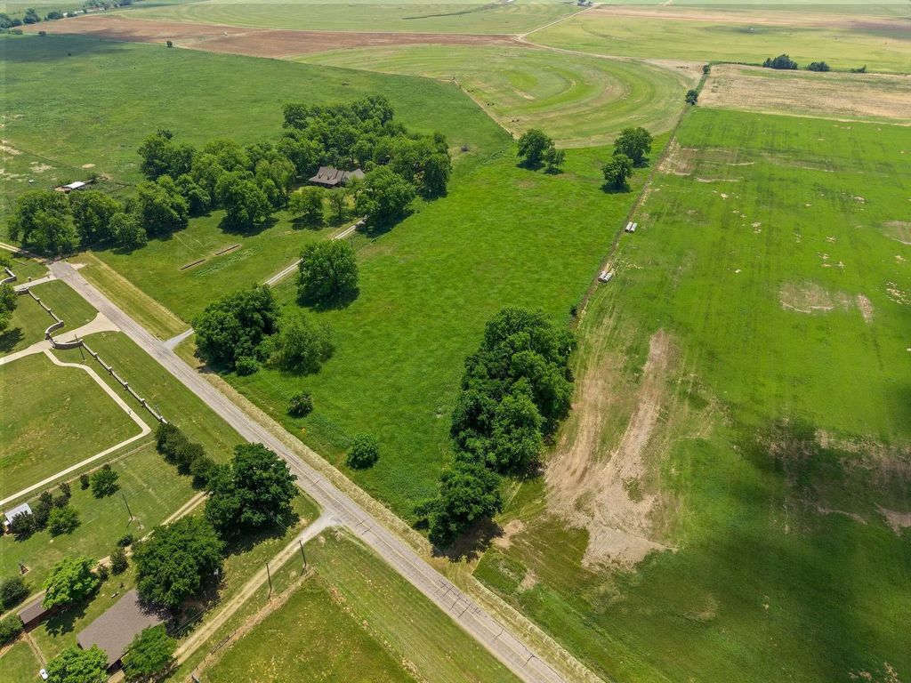Tbd Fm 3221, Bonham
