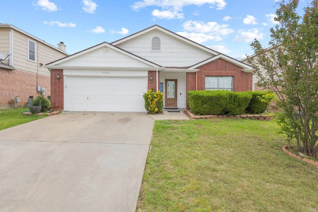 7007 Glenshire Drive, Arlington