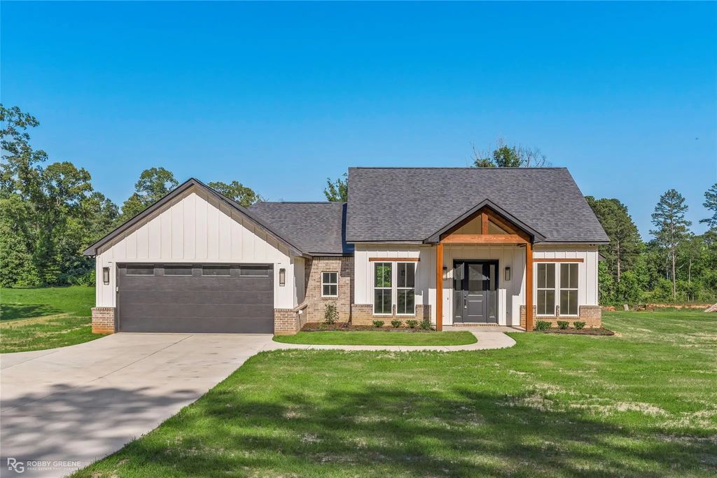 2643 Germantown Road, Minden