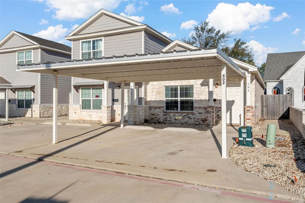 402 Spring Street, McGregor