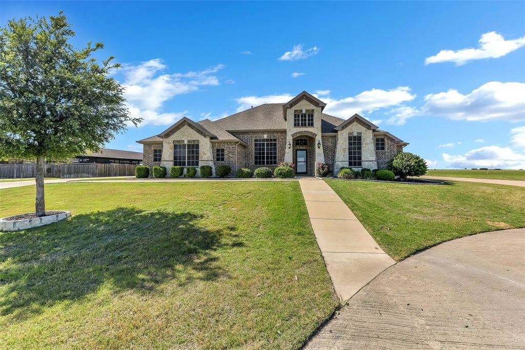 1231 Colorado Drive, Waxahachie