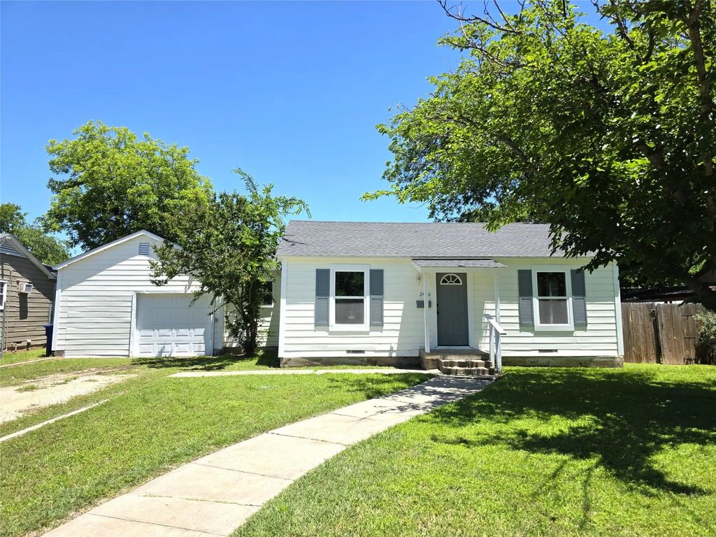 2406 Elizabeth Drive, Brownwood