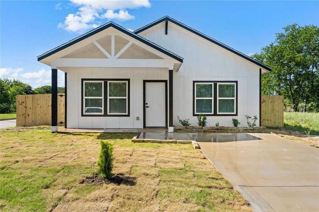 700 Harlem Street, Waco