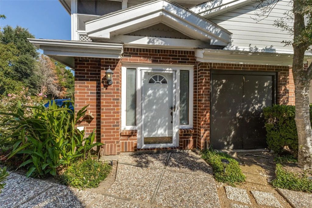 9939 Waterfront Trail, Rowlett